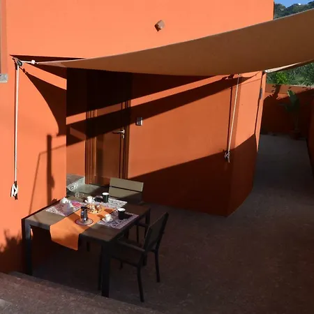 Il Dono Di Atena شقة تْشيفالو